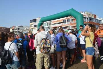 Ricardo Hernández y Raquel Aróstegui ganan con autoridad el XXVII Triatlón de Salinetas (Foto TA)